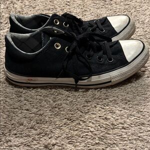 Black converse
